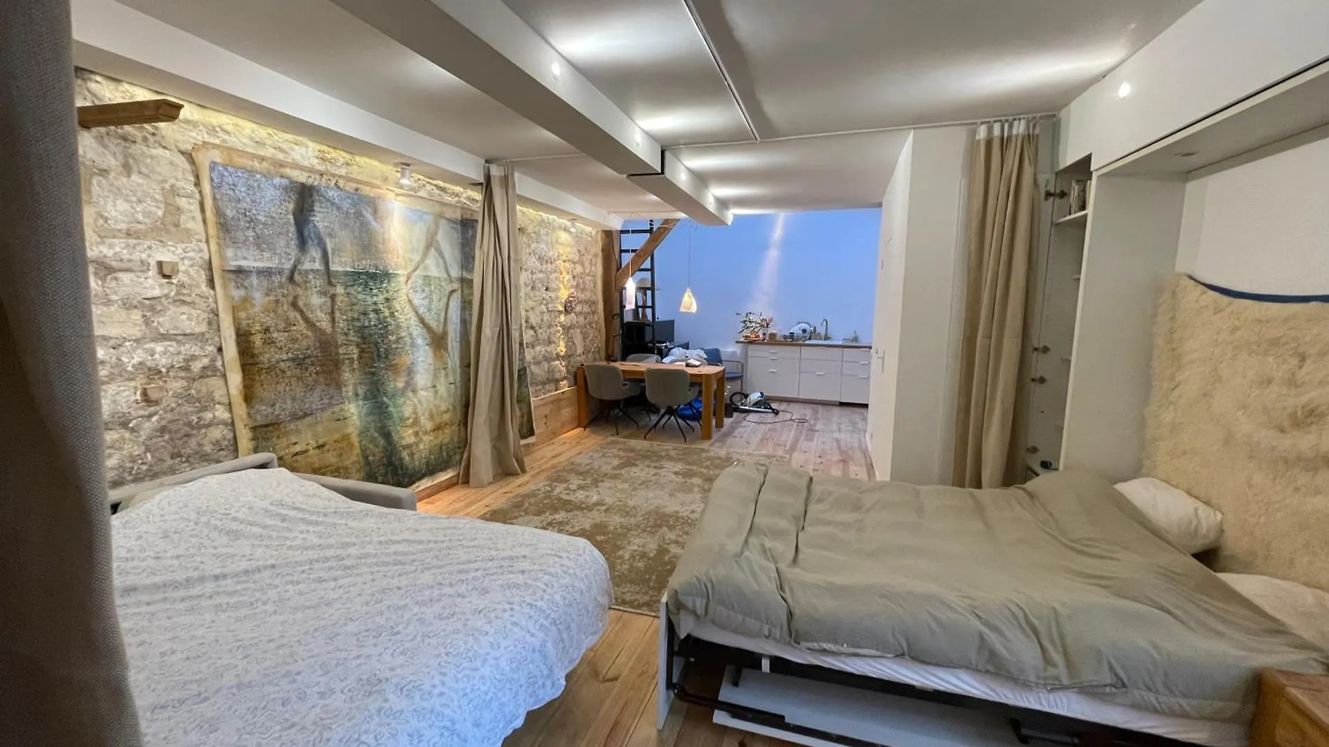 Chambres Studio Eleusis-Paris 0*, Paris France