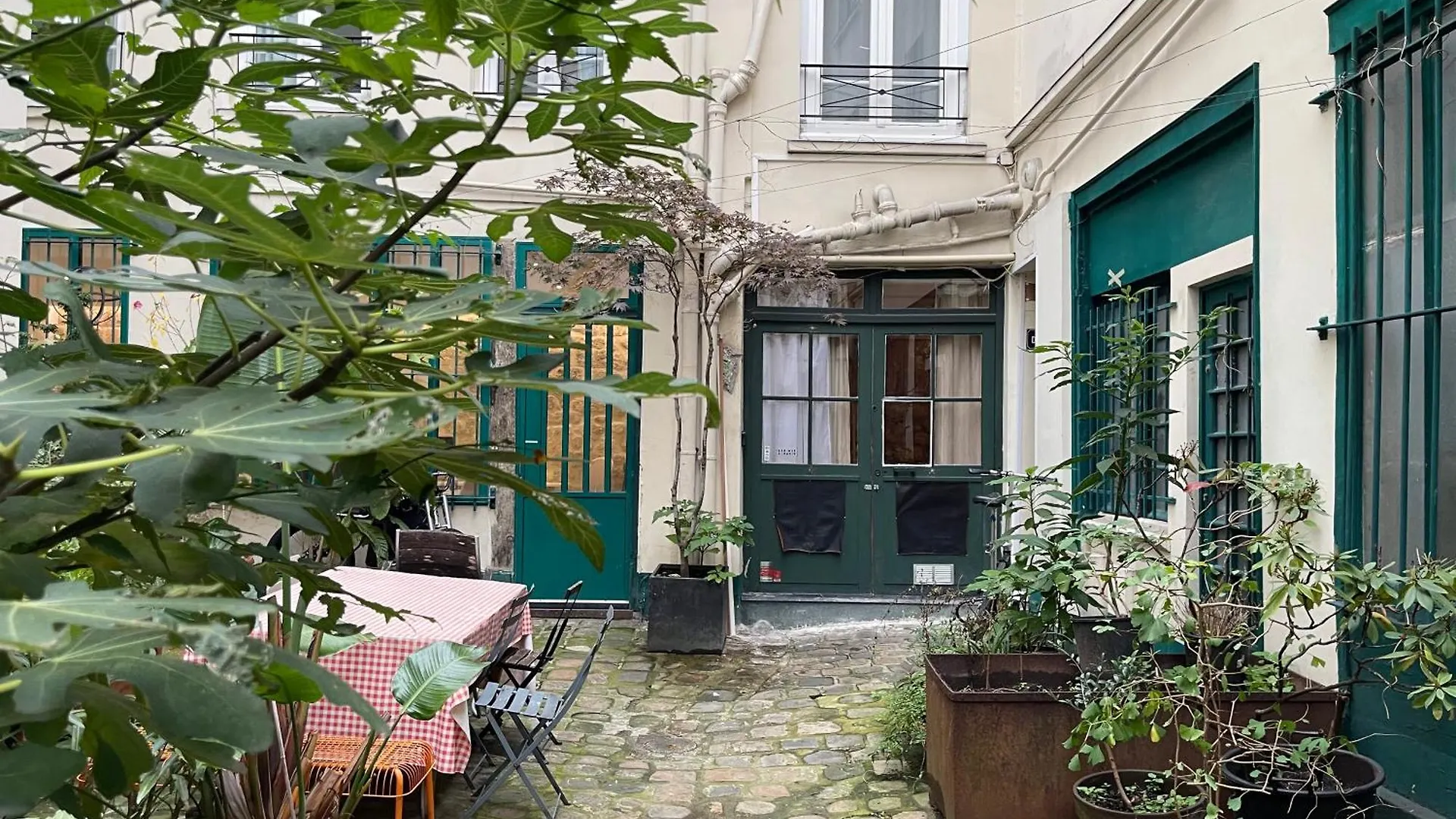 Chambres Studio Eleusis-Paris